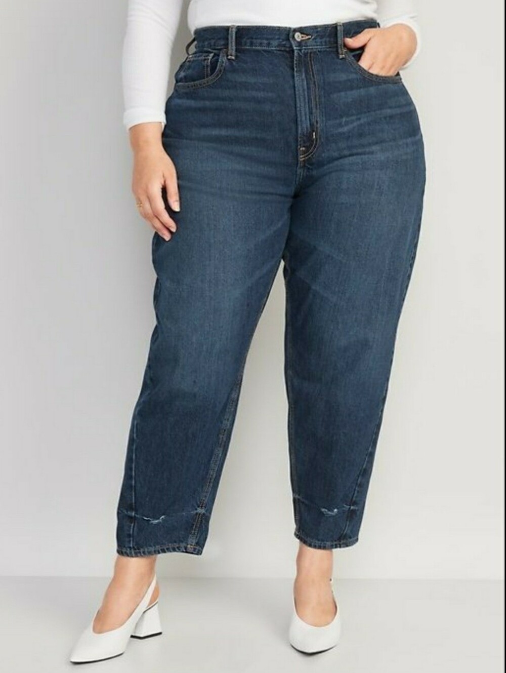 OLD NAVY BNWT Extra High-Waisted Balloon Jeans - Size 16 TALL